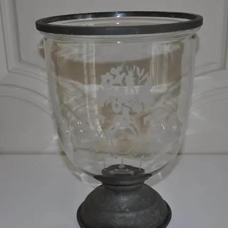 Апартаменты From In Нант